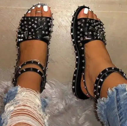 Women's Fashion Rivet Roman Casual Sandals